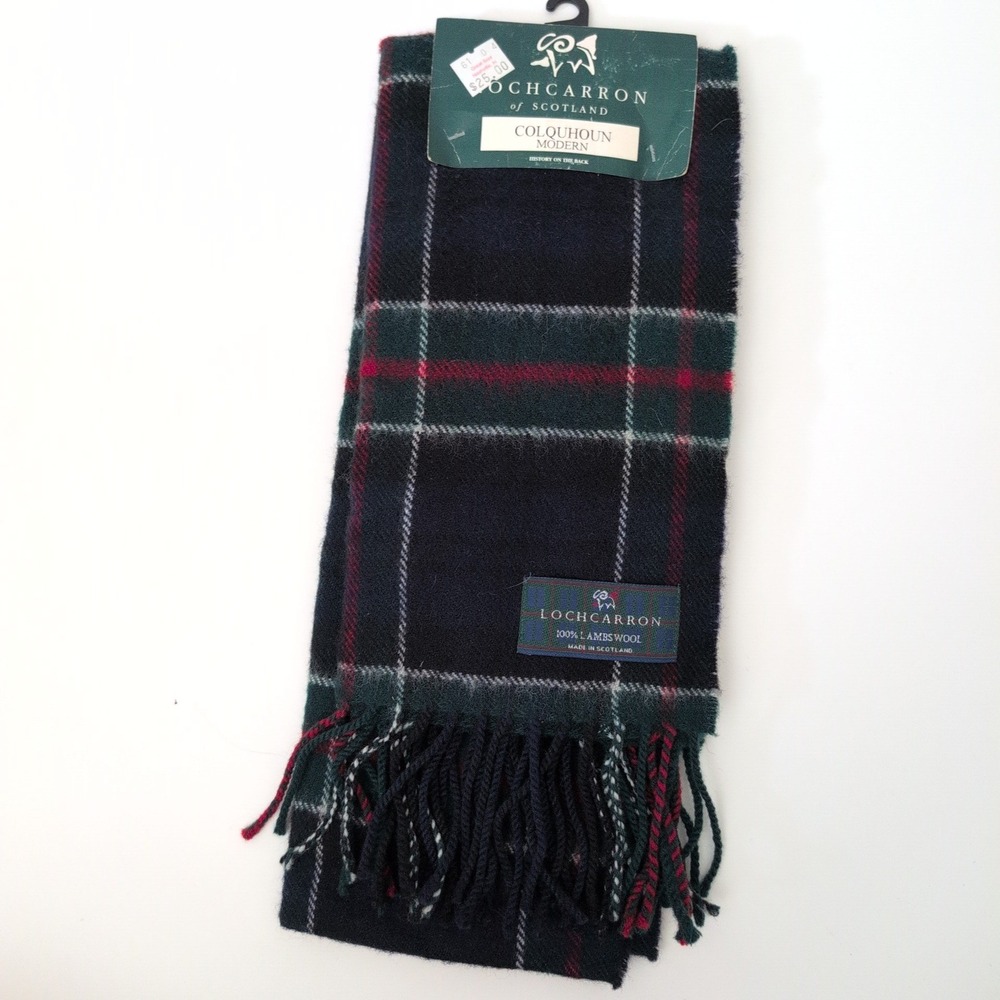 Lochcarron of Scotland 100% Lambswool Scarf Colquhoun Tartan‎ Plaid Holiday Gift